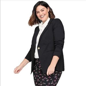 ✨HP✨Lane Bryant “the Bryant” Black Blazer✨